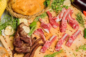 CARNE SI PREPARATE DE OAIE / BERBECUT/ MIEL